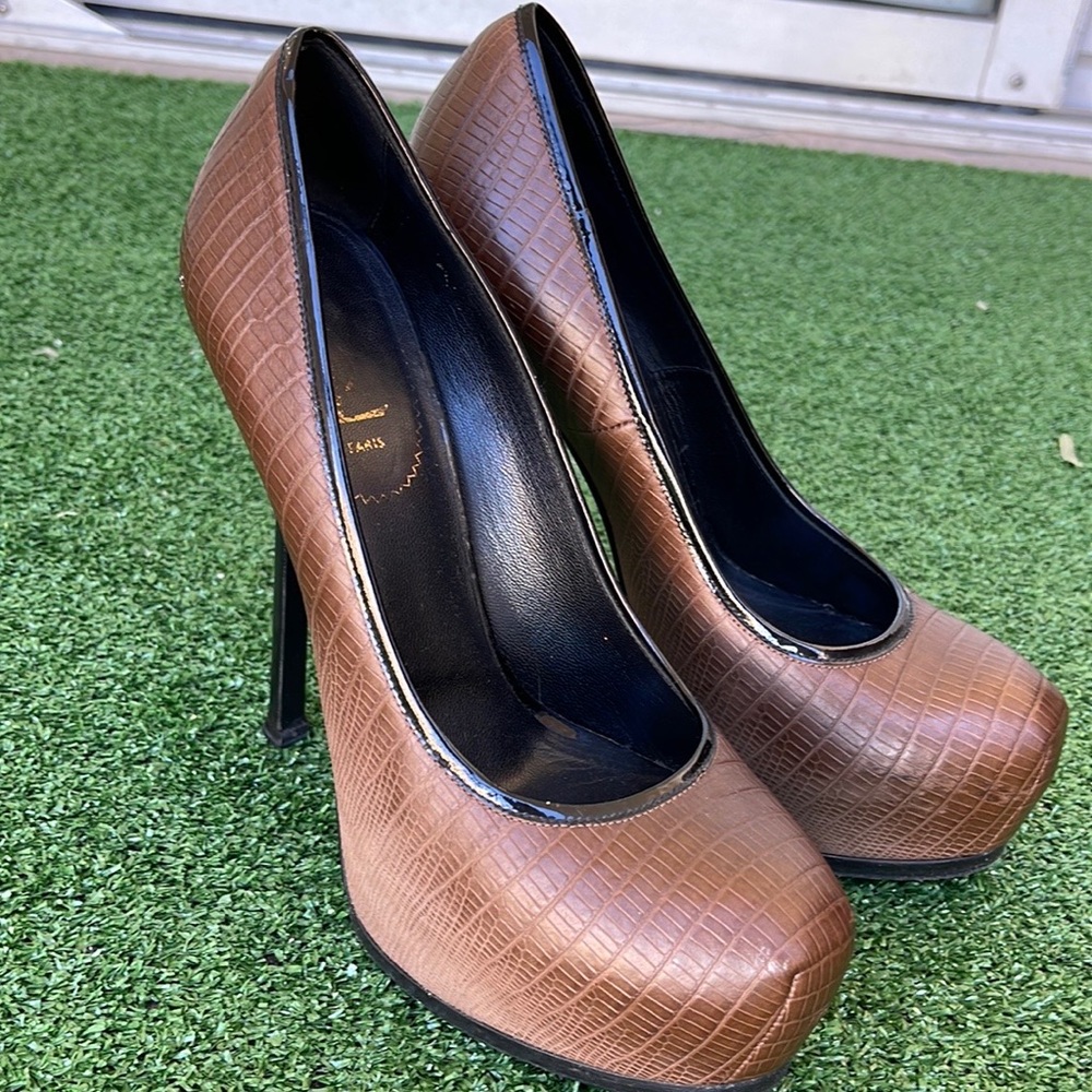 Yves Saint Laurent heels size 9.5 - Picture 4 of 11